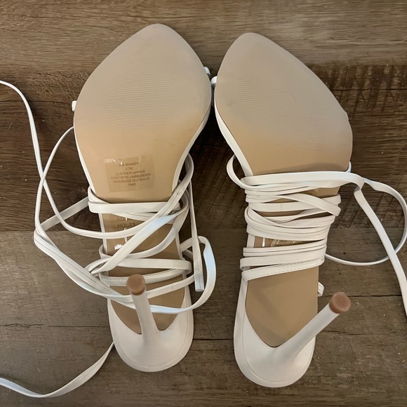 Heels - Picture 5 of 8